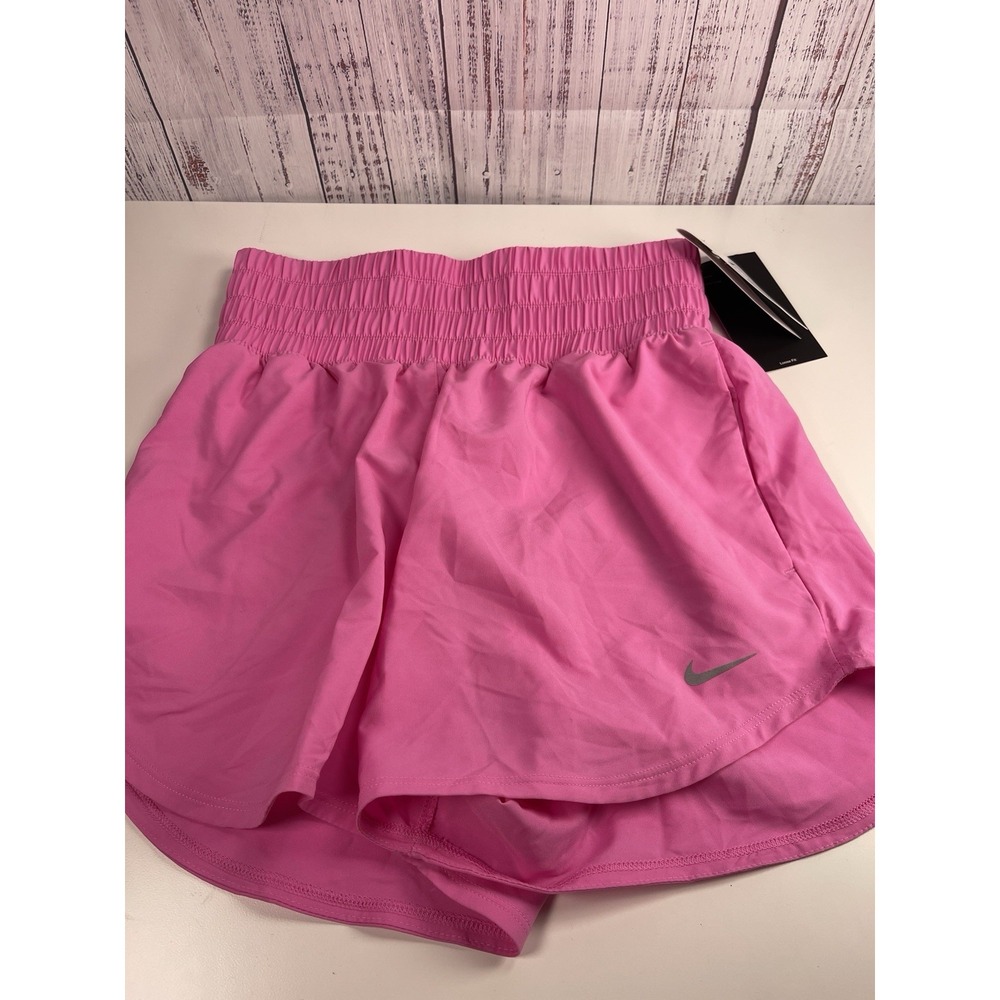Women's Nike DX6642 Dri-Fit Ultra High Waisted 3" Brief Lined Shorts Size S NWT